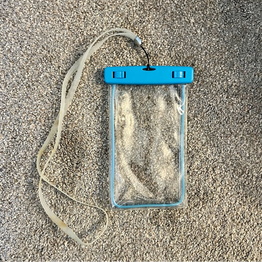 Waterproof Phone Pouch - Blue